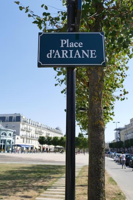 Disneyland Paris 70M² Face Parc, Place Ariane Serris Exteriör bild